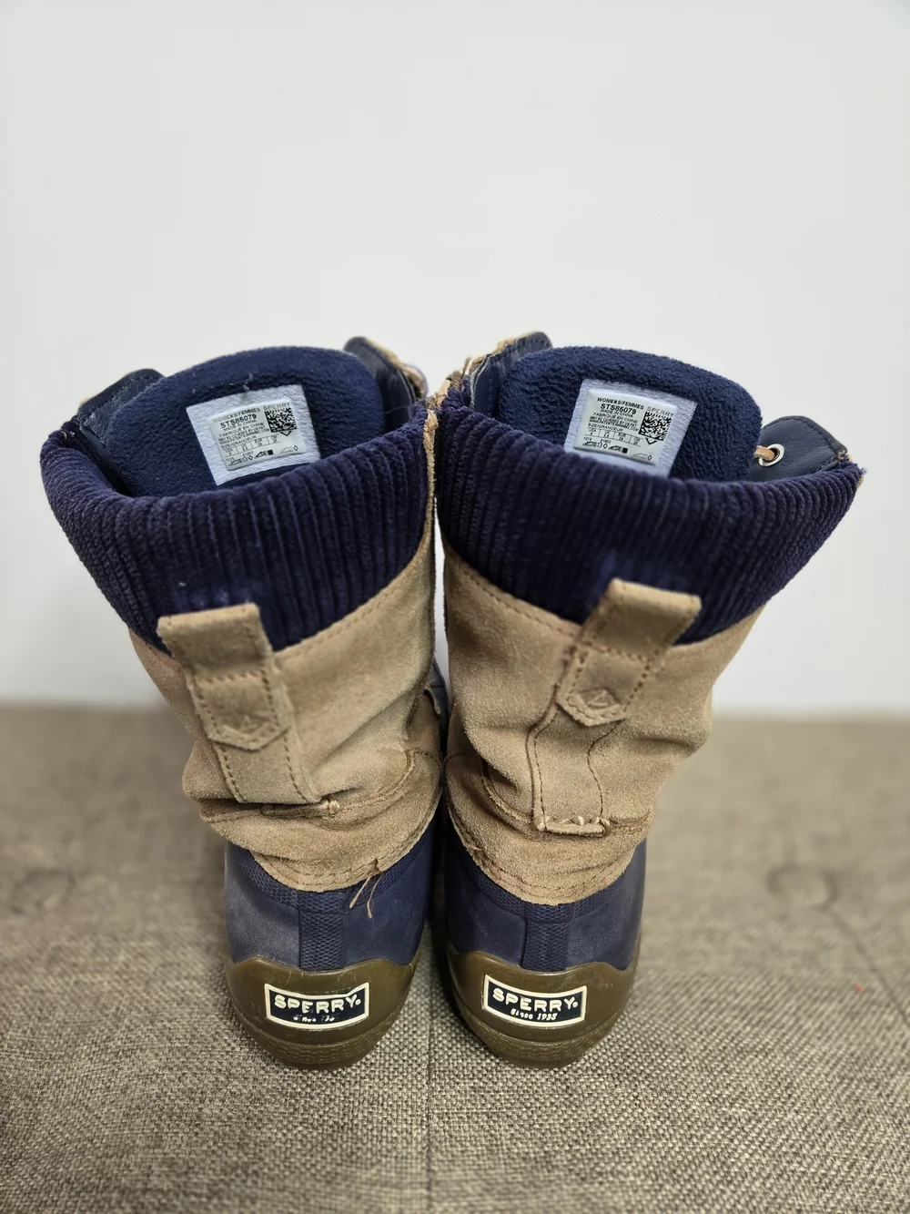 Womens Sperry Navy & Khaki Lace-Up Waterproof Boots Size 8